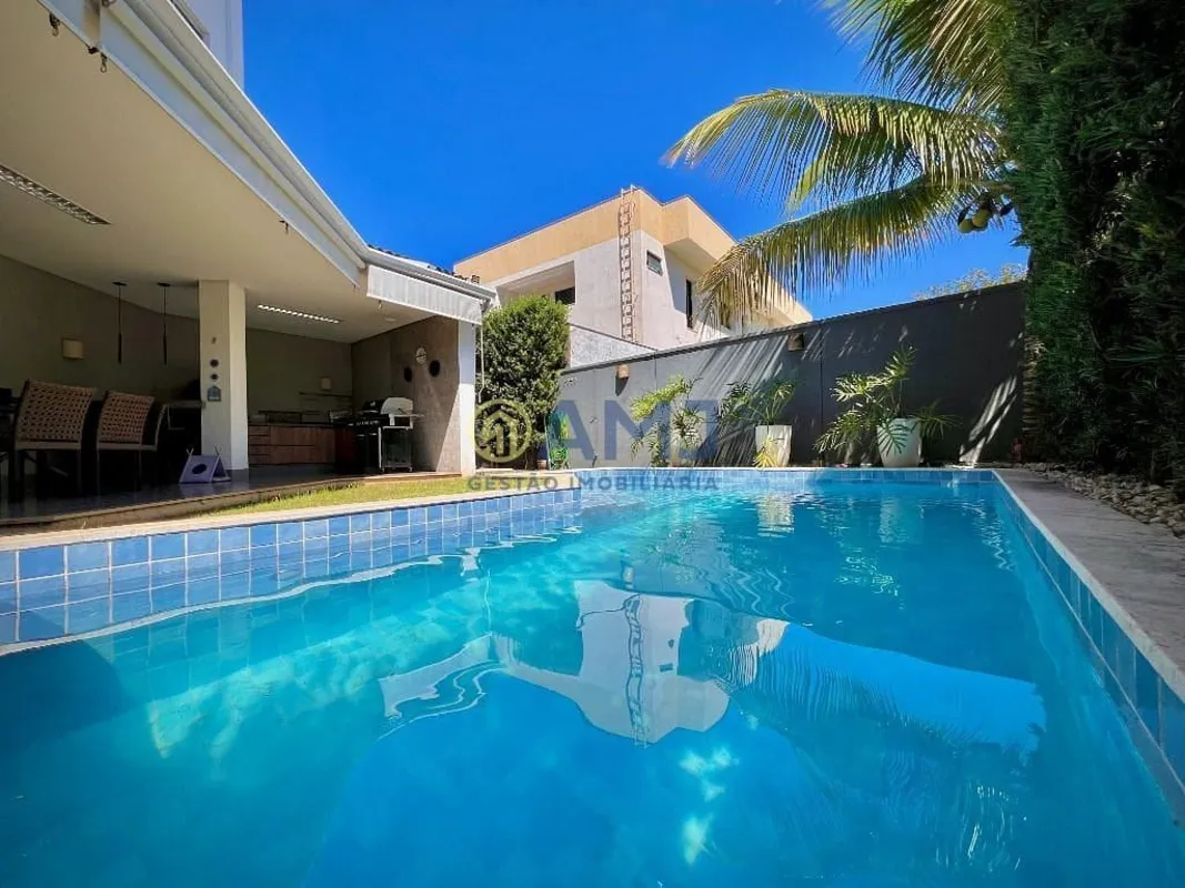 CASA DE ALTO PADRÃO À VENDA COND. JARDINS ATENAS Suíte máster com varanda, close...