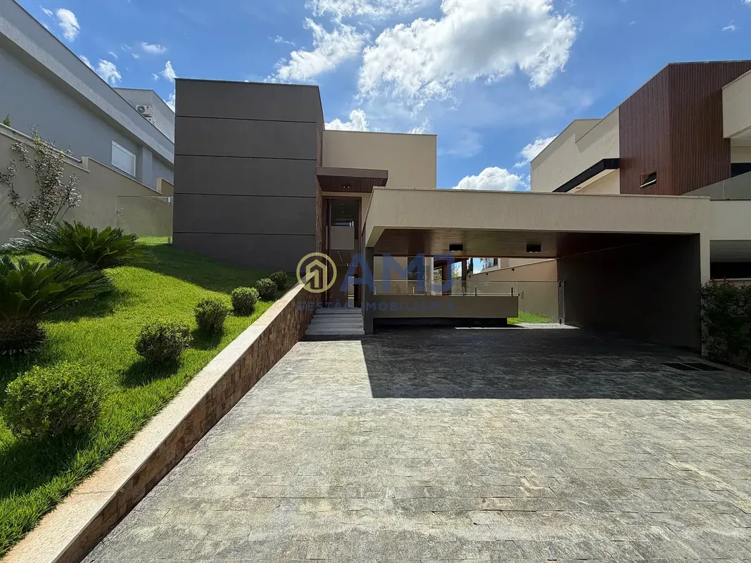 Sobrado Alto Padrão Condomínio do Lago733 m² terreno 412 m² construção4 suítes p...
