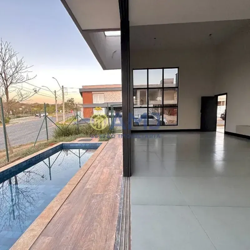 Casa Térrea no Jardins Porto Lote de Esquina Vista para Reserva3 suítes plenas (...