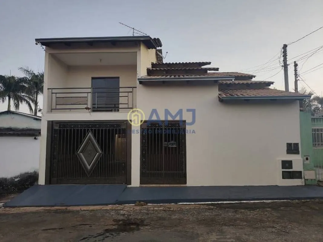 SOBRADO + CASA INDEPENDENTE CONJUNTO FABIANA2 imóveis no mesmo lote Ideal para m...