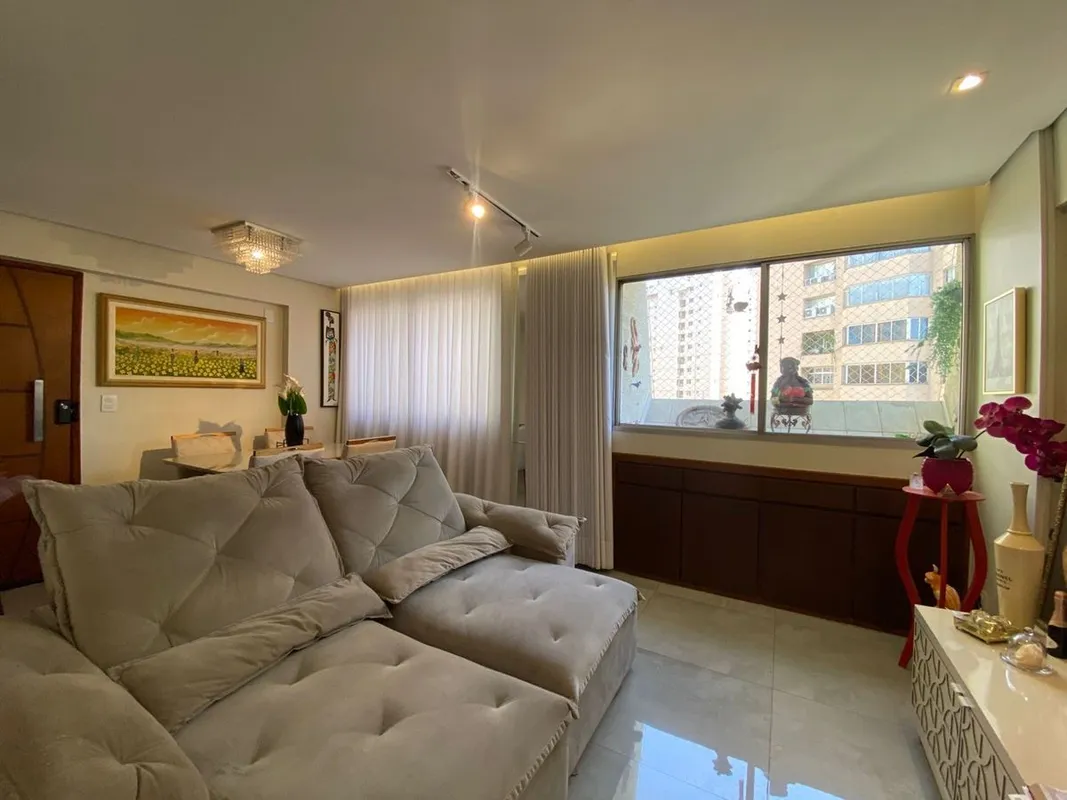 Apartamento com vista livre no Setor Oeste Com 118 metros com 3 quartos sendo 1 ...
