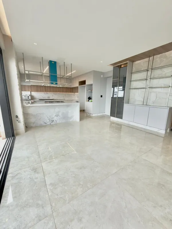 Apartamento Alto Padrão- Setor Marista217 m² privativosAndar altoNascente3 suíte...