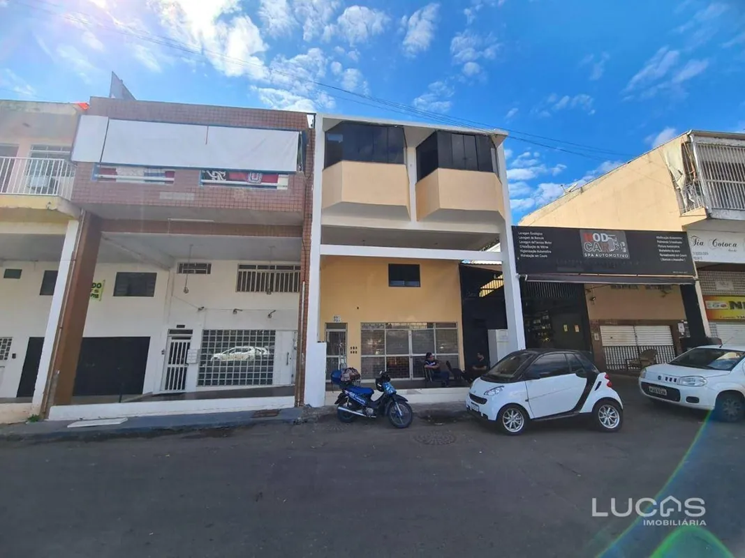 KITNET - ASA NORTEÓtima oportunidade! Kitnet bem localizada, com fácil acesso a ...