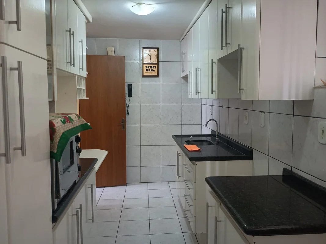 Descubra um confortável apartamento de 58m² na QNB 8, Taguatinga Norte, DF, com ...