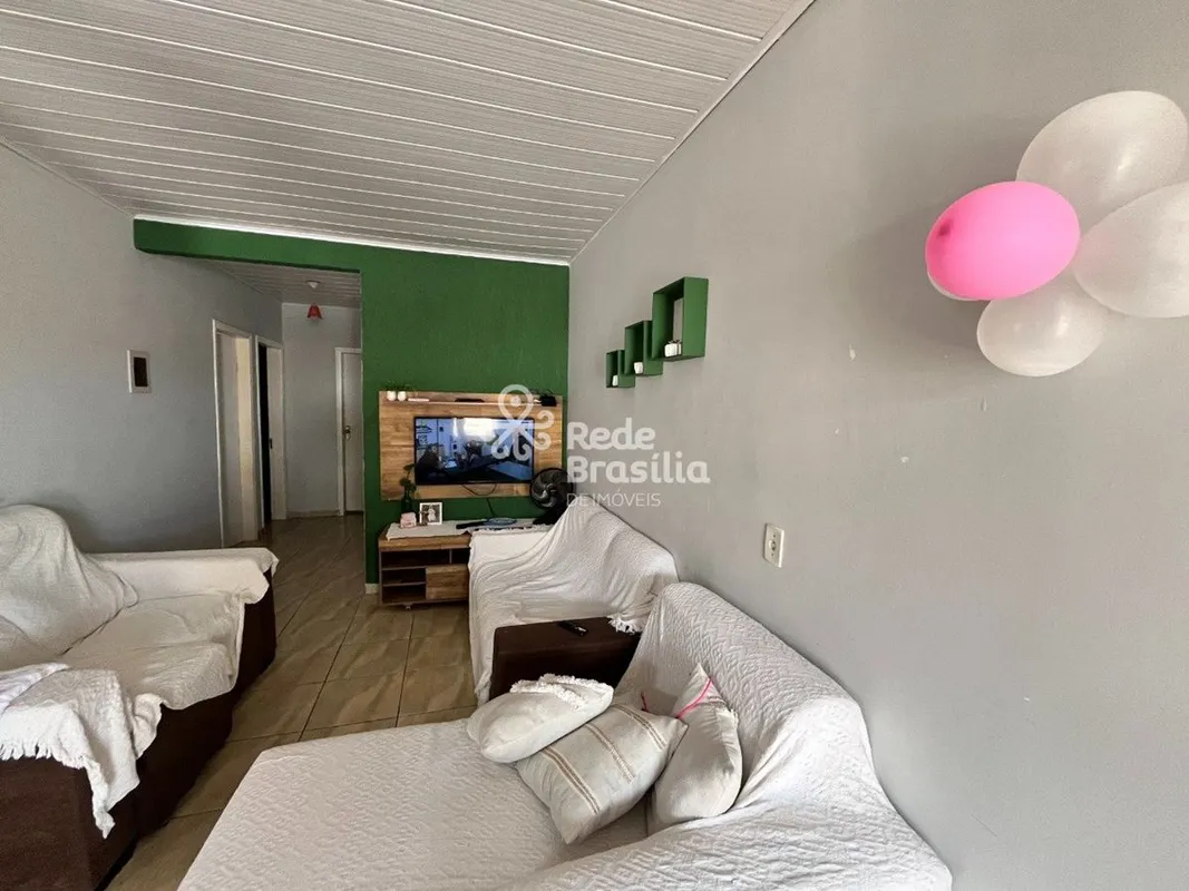 Excelente oportunidade para quem busca casa ampla, confortável e bem localizada ...