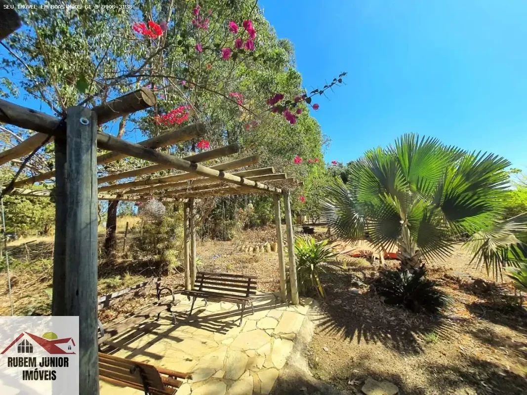 OPORTUNIDADE ÚNICA NA AGUILHADA – CHÁCARA COMPLETA E PRODUTIVASe você busca qual...