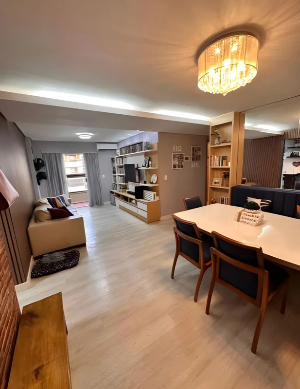 Leniér Curadoria Imobiliária vende Belíssimo Apartamento reformado – Águas Clara...