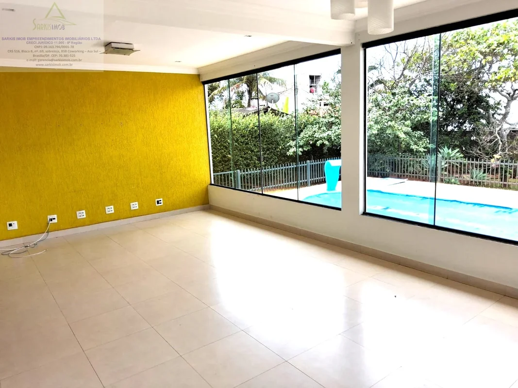 03 quartos, piscina, jardim, pomar, Condomínio Mônaco, Jardim BotânicoEste imóve...