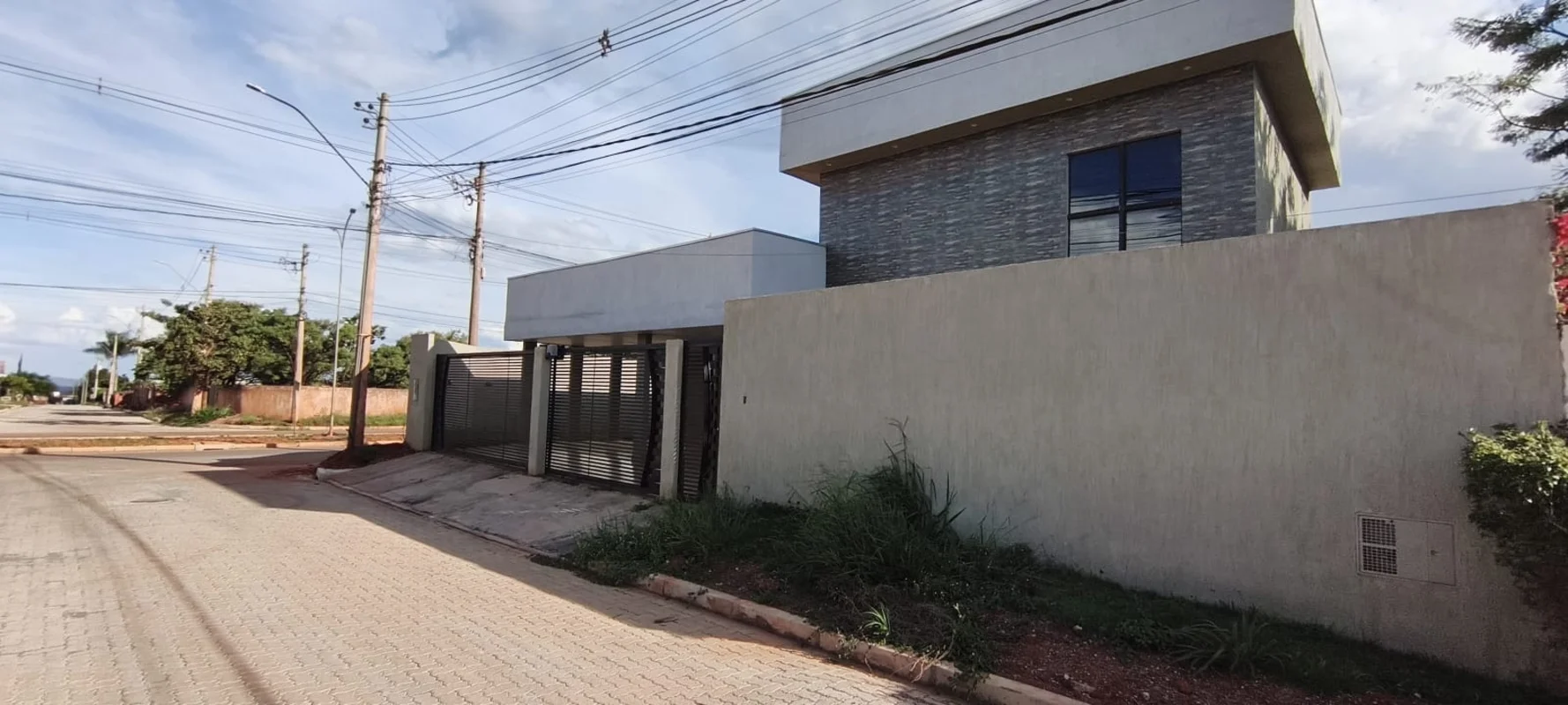 Casa nova 4 quartos 3 suítes – Estância Quintas da Alvorada – Jardim BotânicoCas...