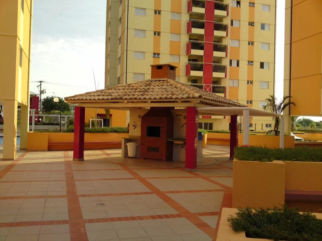 Apartamento com 81mts, 03 suítes, sendo uma plena e duas americanaSuíte master c...