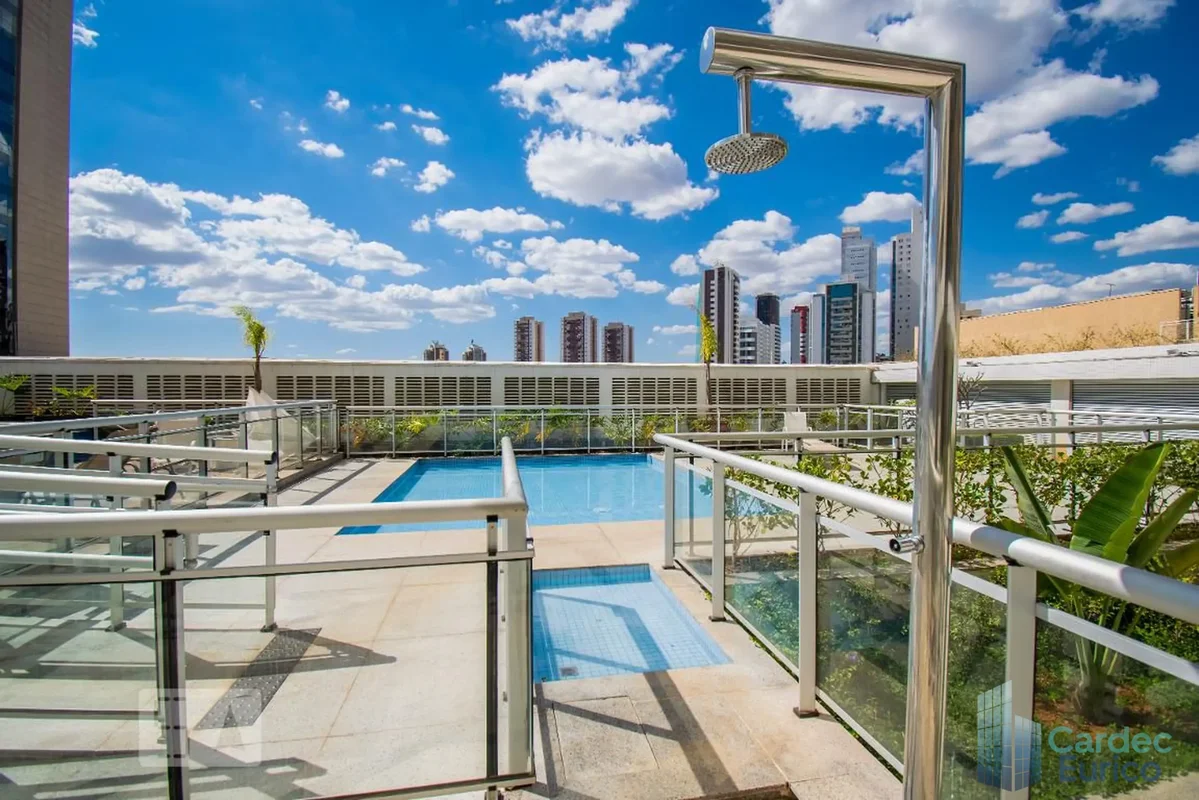 Condomínio DF Plaza Apartamento mobiliado, com móveis planejados, andar alto;Ar-...