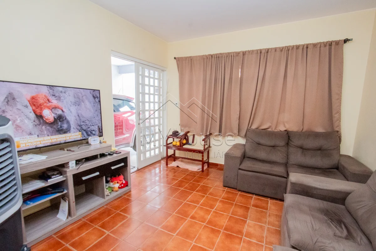 MY HOUSE VENDE OU TROCA:OBS: ACEITA TROCA POR CASA EM TAGUATINGA SUL, NORTE OU G...