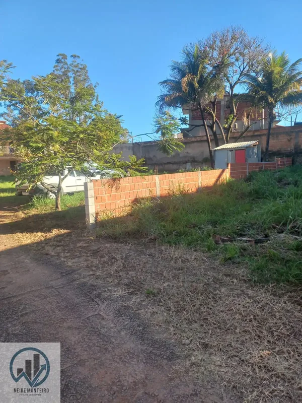 Excelente oportunidade para investir ou construir seu imóvel, em um condomínio j...