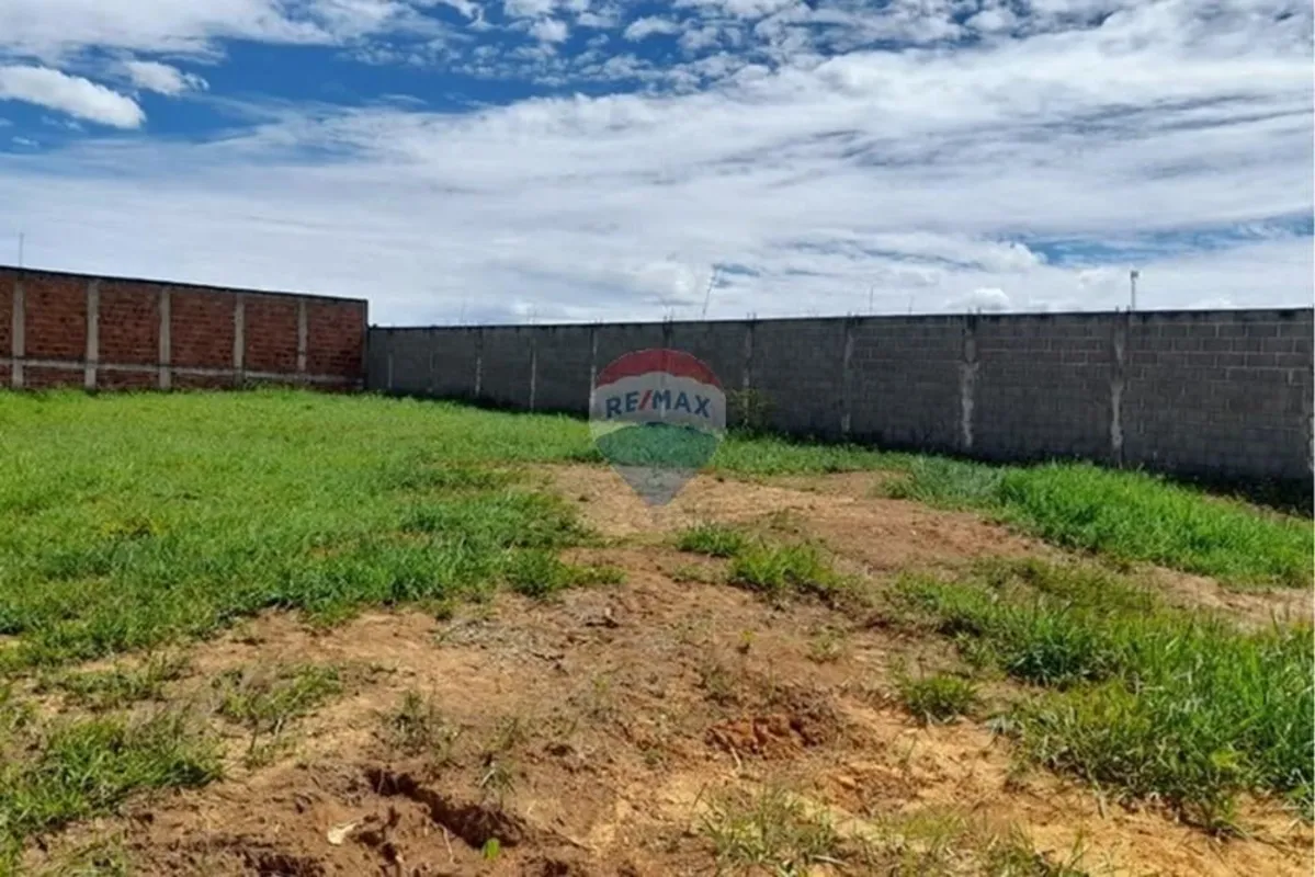 EXCELENTE OPORTUNIDADE DE INVESTIMENTO TERRENO À VENDA EM CEILÂNDIAACEITAMOS CAR...