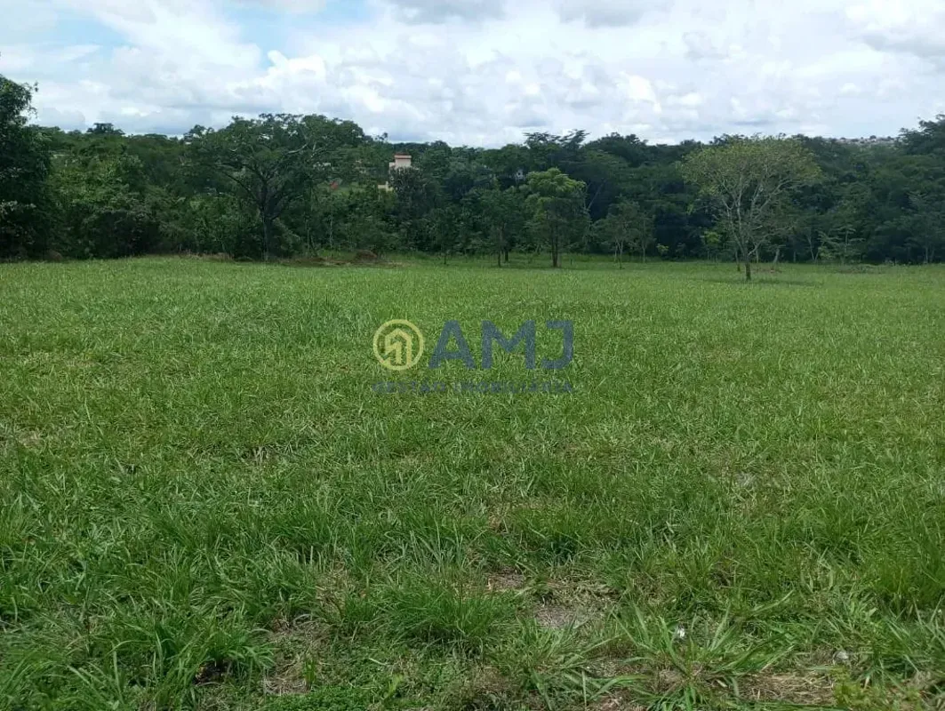 LOTE À VENDA MARINAS DI CALDAS CALDAS NOVAS/GO Às margens do Lago CorumbáOportun...