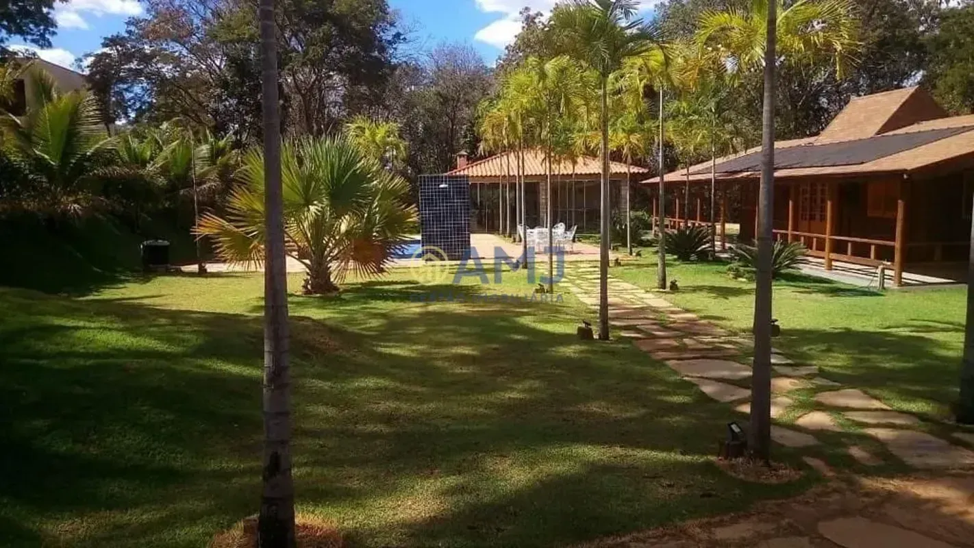Chácara no Recanto Sonhado II Santo Antônio de Goiás 1.718 m² terreno 234 m² cas...