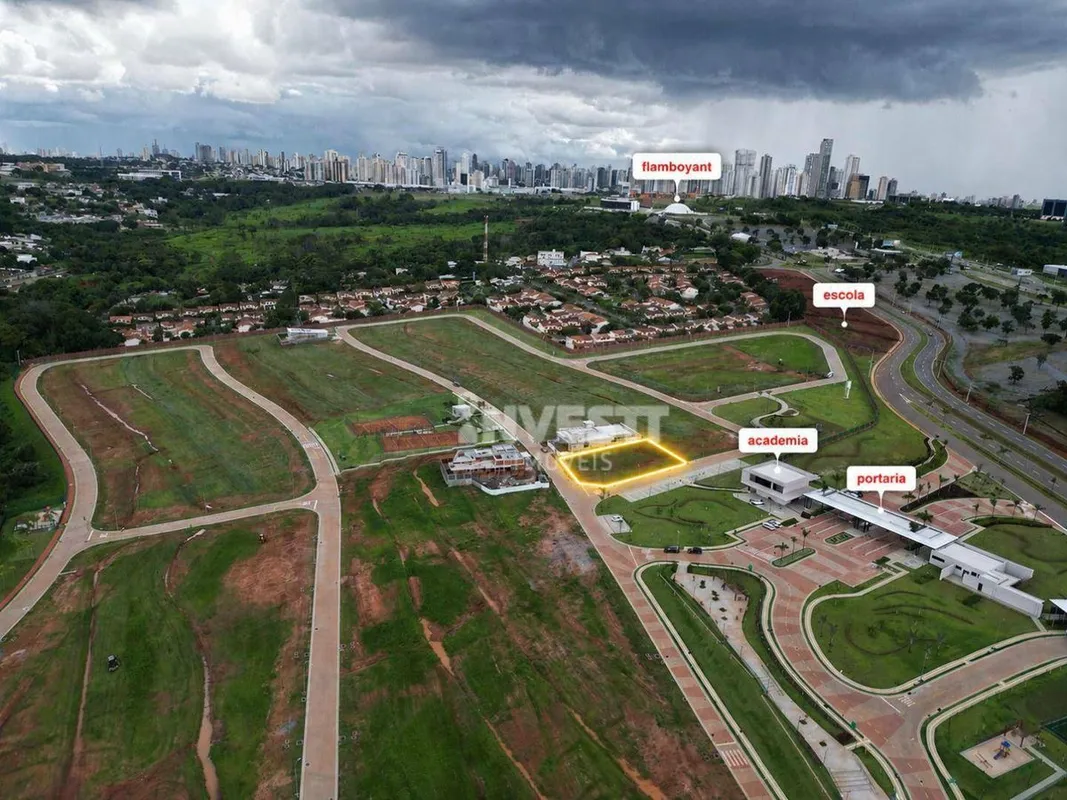 Oportunidade Única: Lote de Esquina Nascente no Jardins Londres - O condomínio m...