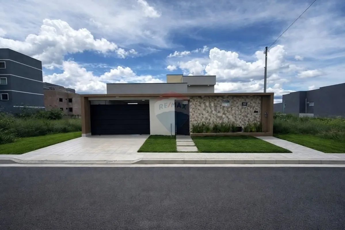 CARLA MENDONÇACRECI 25.156(61) 9 9541.6219 Localizada na Rua 6, Quadra 5 do Jard...