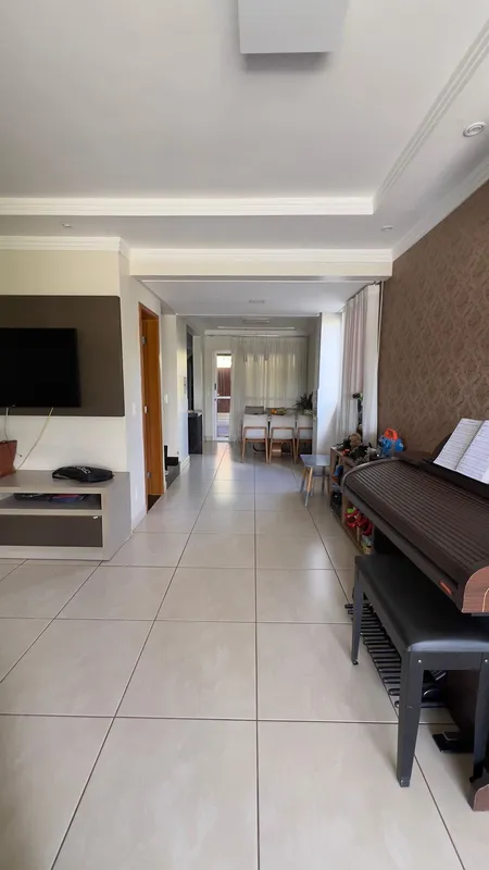 Sobrado de Esquina – Amplo Espaço e ConfortoCaracterísticas do imóvel:• Sobrado ...