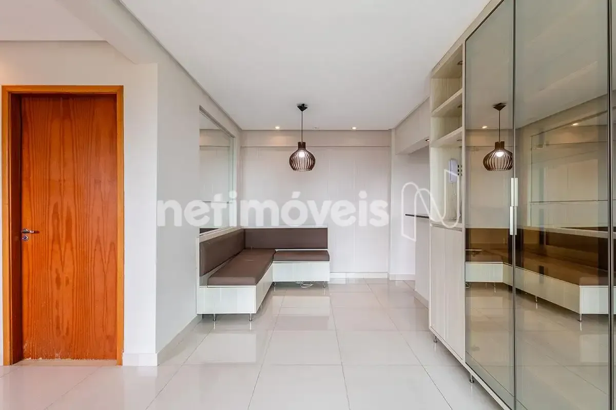 Top Life Águas Claras – 2 Quartos, Suíte e Nascente Localização: Condomínio mode...