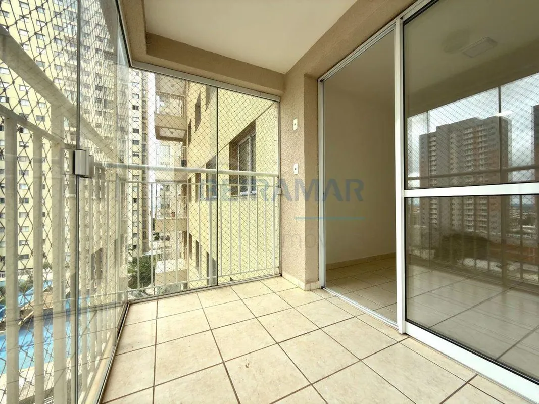 O imóvel dispõe de:- 2 Quartos, sendo 1 suíte- Banheiro social- Sala- Cozinha am...