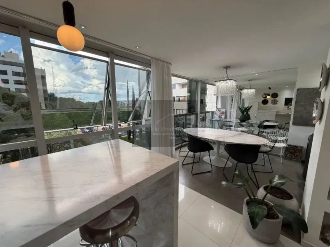 SQSW 300 BLOCO CEDIFICIO REAL BOURBON- SÃO 119,68M² PRIVATIVOS- 03 QUARTOS TRANS...