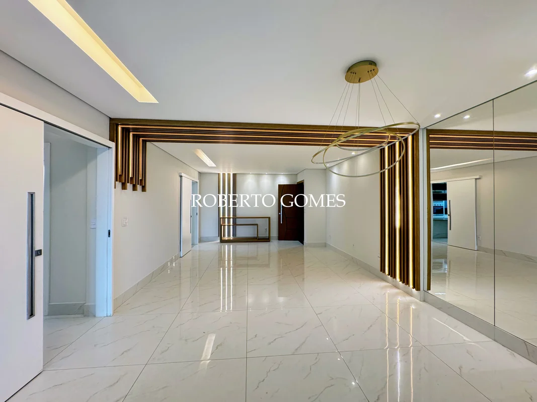 Conheça este apartamento de 3 dormitórios, localizado na Rua 5 Chacará 120, no b...