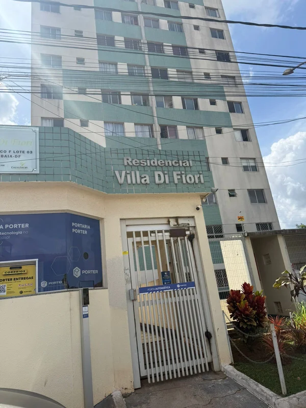 Seu novo lar espera por você na QN 412 Conjunto F, Lote 3, Residencial Villa de ...
