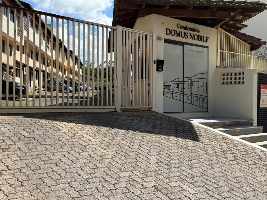 DUPLEX DE 2 QUARTOS - DOMUS NOBILEDuplex charmoso, reformado, com 2 quartos, ver...