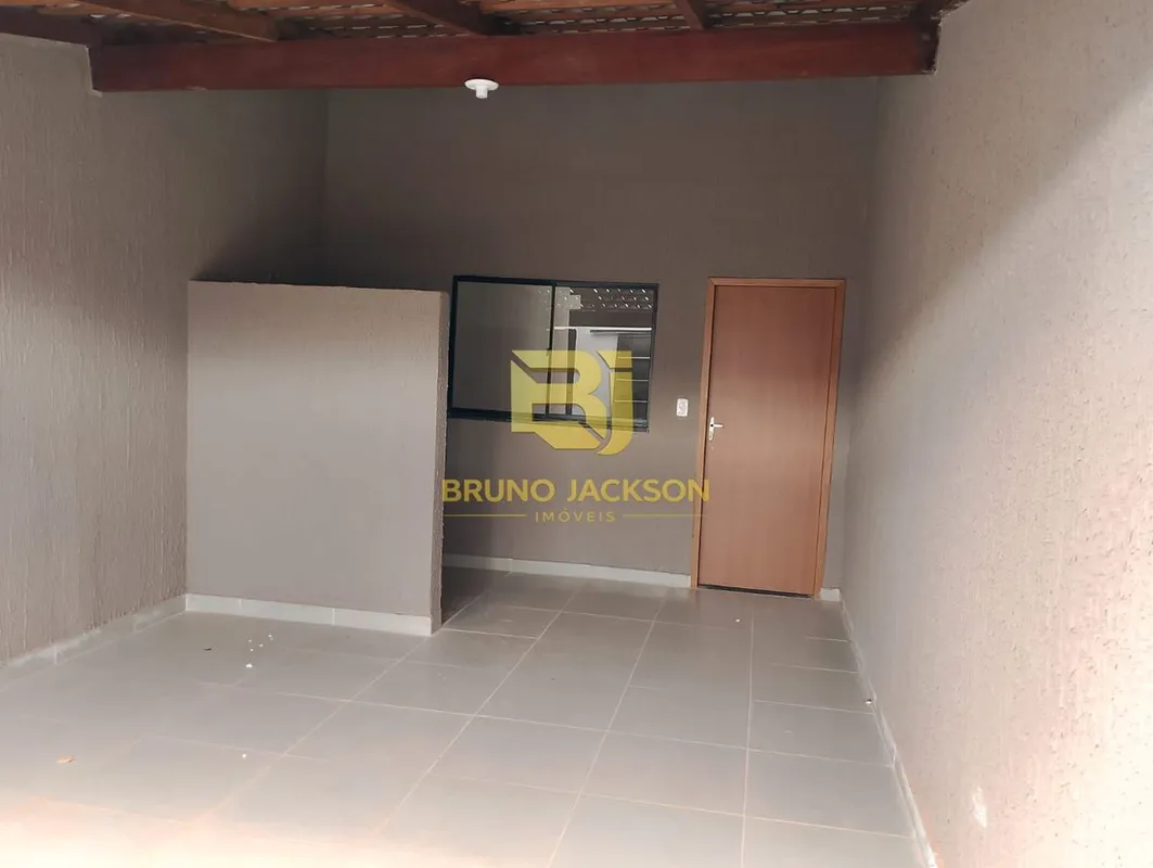 Casa 3/4 um suíte lote 100 mts área construída 70mts.Avaliada em 284.367,61.Valo...