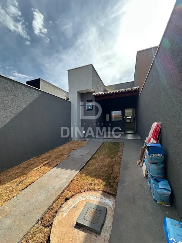 (ID 08) Casa à venda no Residencial Parque Eldorado Oeste em Goiânia com 2 quart...
