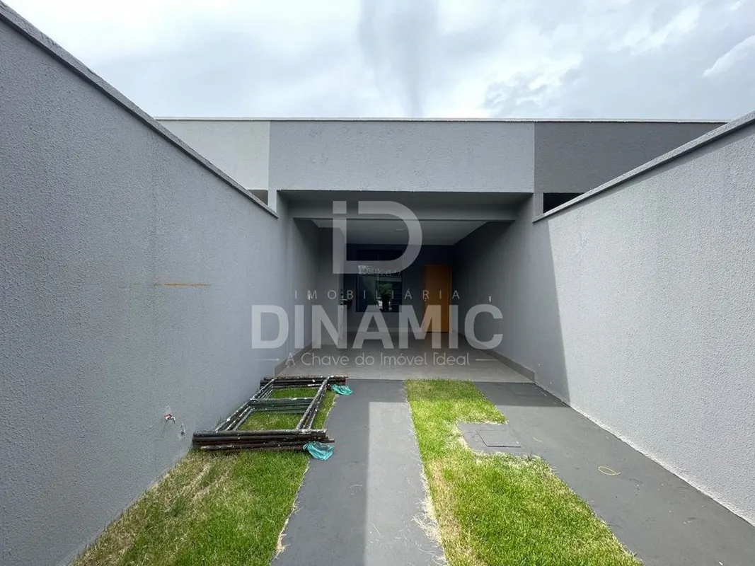 (ID 08)Casa à venda no Residencial Itaipu em Goiânia com pé-direito duplo.Imóvel...