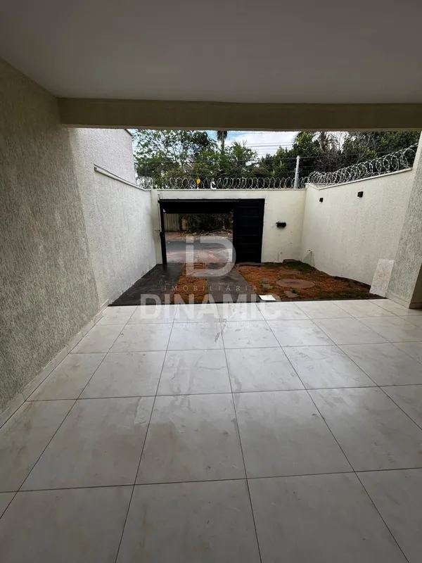 (ID 08)Casa à Venda 127m², 3 Quartos e Fachada Moderna no Jardim Itaipu GoiâniaC...