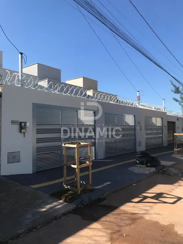 (ID12)Casa à venda no Jardim Ipanema, Goiânia. 2 quartos, sendo 1 suíteSala ampl...