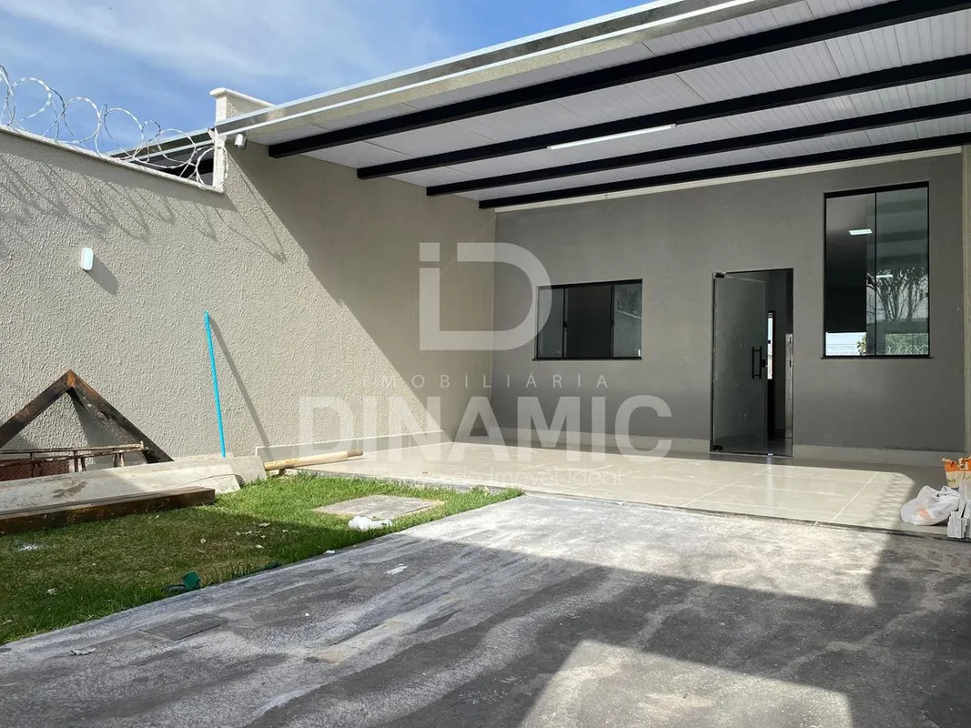 (ID 06)Casa 2Q com Suíte, Quintal e Área Gourmet ? Jardim Itaipu-GO.Casa espaços...