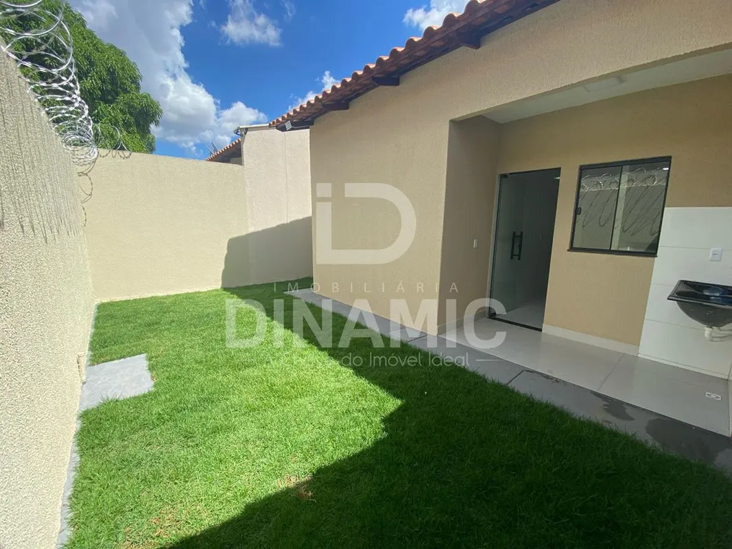 (ID 08)Casa 3 Quartos com Sala Ampla em L Conforto, Espaço e Excelente ValorImóv...