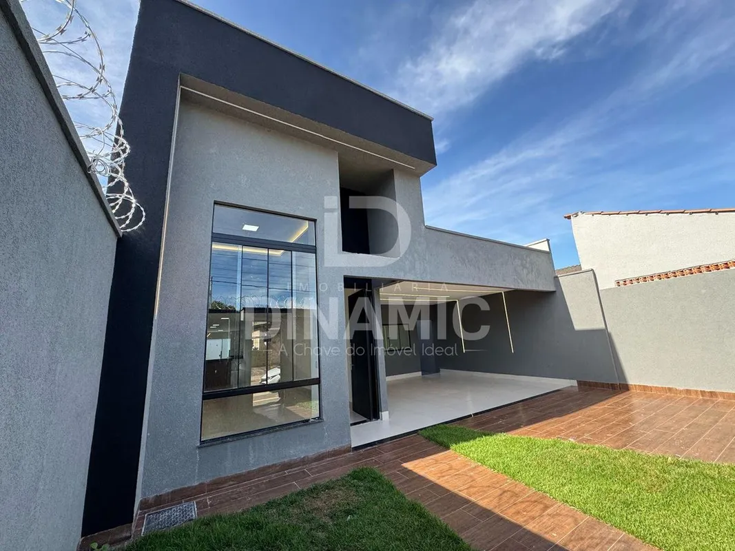 (ID 08)Casa térrea com 3 suítes plenas no Jardim Buriti SerenoModerna, completa ...