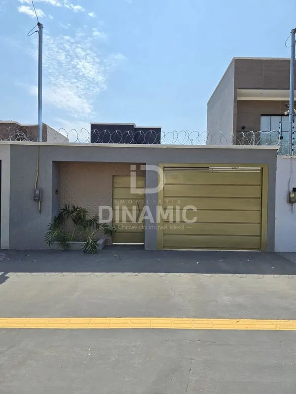 Casa com 3 Quartos e Área de Lazer à Venda no Jardim Buriti Sereno Aparecida de ...