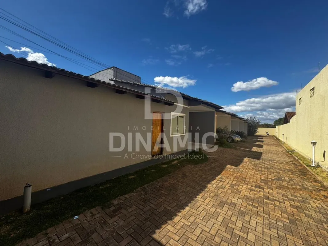 (ID 01)Casa em Condomínio Fechado à Venda no Vera Cruz - GoiâniaDestaques do imó...