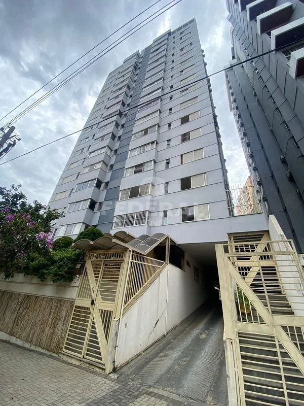 Este moderno apartamento localizado no Setor Oeste de Goiânia está disponível pa...