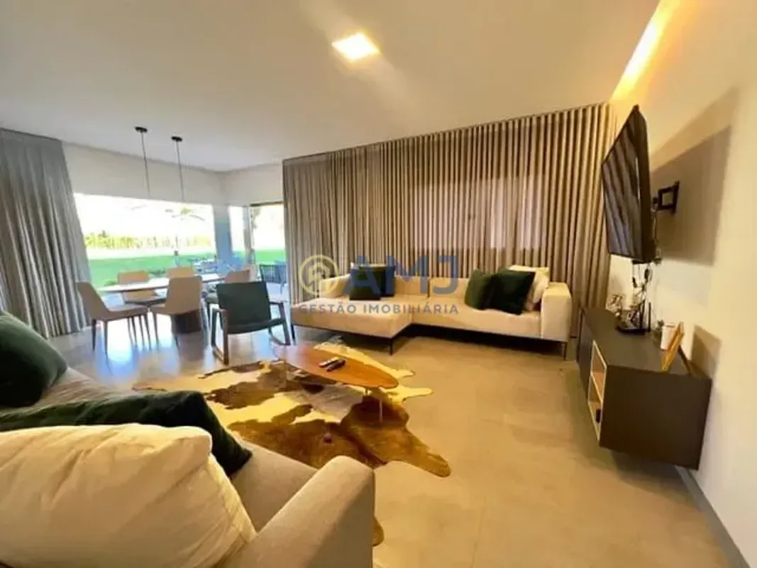 CHÁCARA À VENDA COND. COUNTRYVILLE HIDROLÂNDIA/GOTerreno: 1.200 m² Construção: 2...