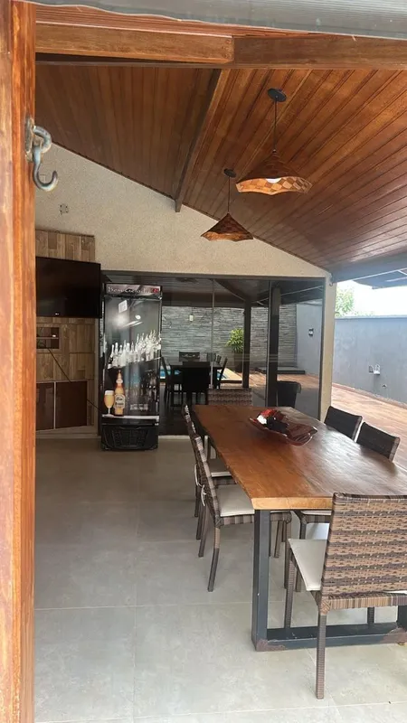 ? Sofisticação, conforto e exclusividade em um só lugar!Sobrado incrível à venda...