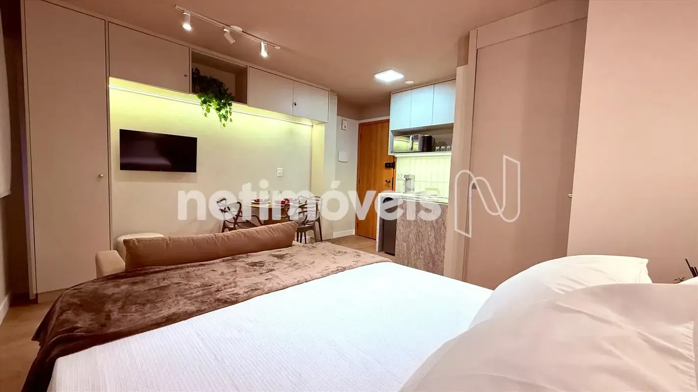 INVESTIMENTO INTELIGENTE EM IMÓVEL DE ALTO PADRÃO! INVISTA EM LOCAÇÃO POR TEMPOR...