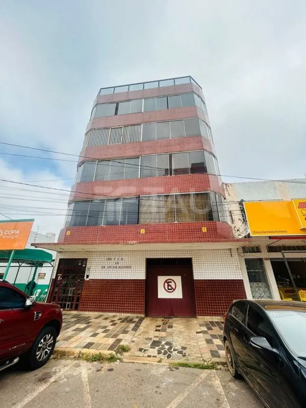Oportunidade Imperdível na Cnd 1 em Taguatinga.Apresentamos este excelente apart...