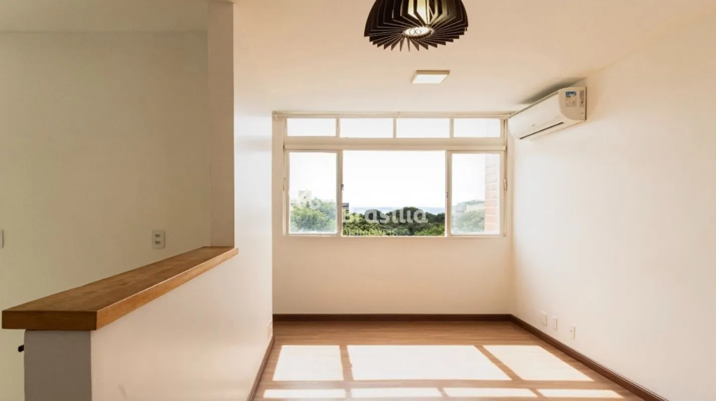 Lindo apartamento para aluguel na Asa Norte - SQN 209 - 2 quartos, sendo 1 suíte...