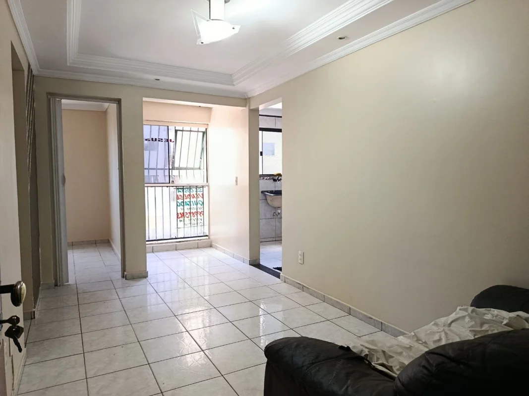 APTO FRENTE INTERNA, NA CERAMICA, TETO REBAIXADO, BLINDEX NO BANHEIRO, , RODA TE...