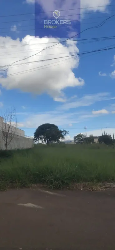 Excelente lote no Bairro Anápolis City IV etapa.Medindo 12 x 30 = 360 m2.Lote pl...