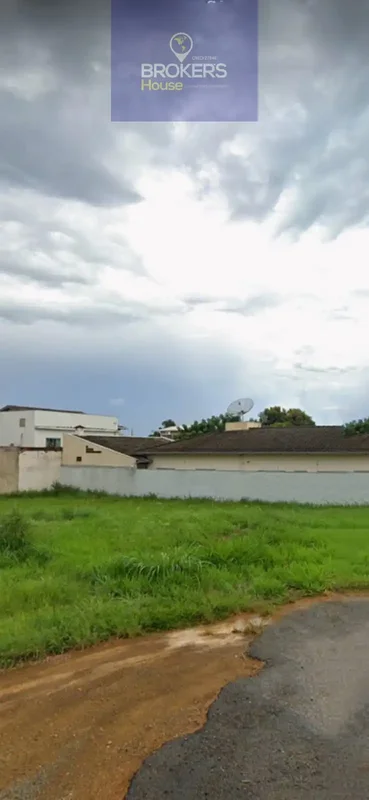 Excelente lote com 386,5 m2Rua N- 44, quadra 48, lote 13murado em LBairro Anápol...