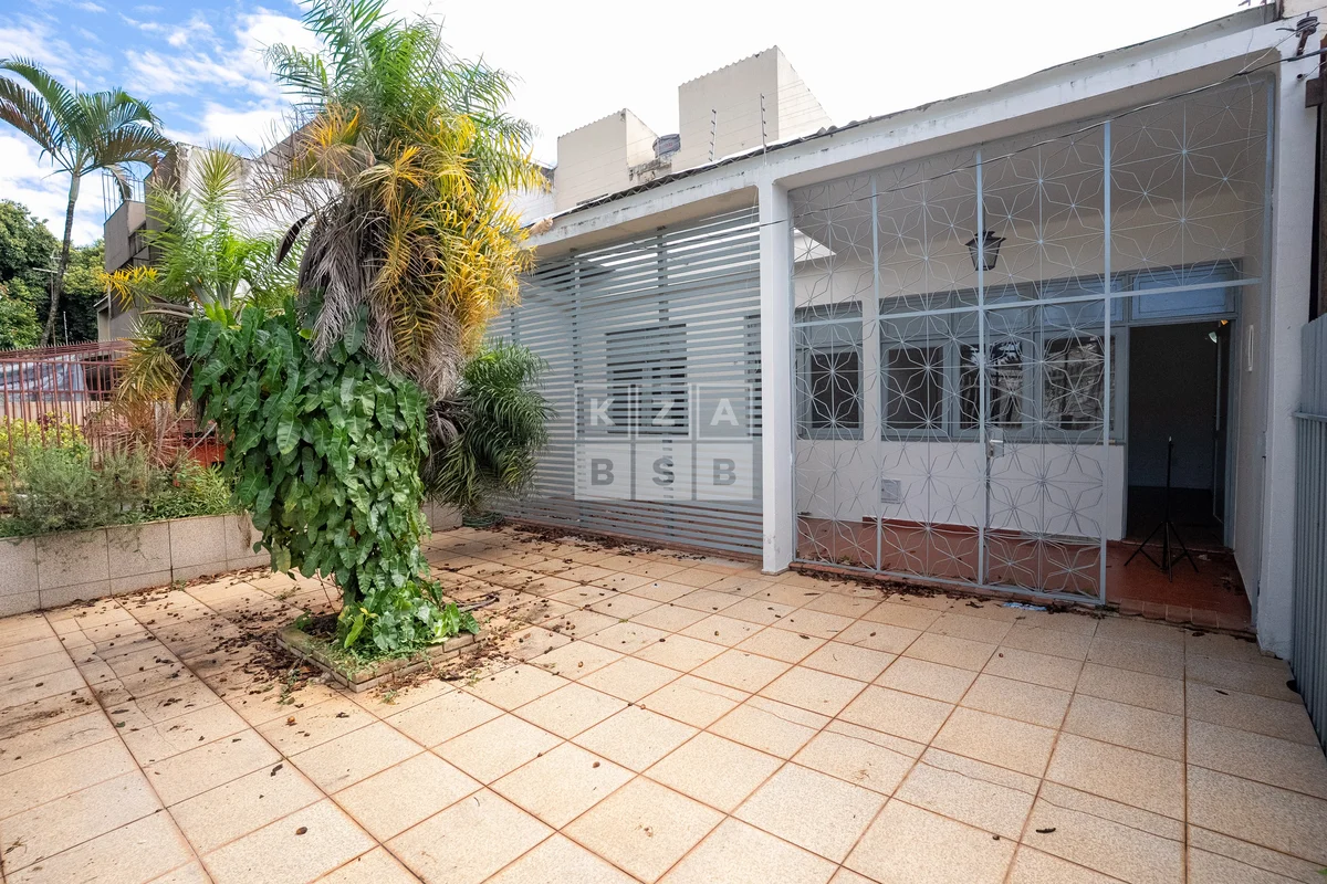 Não é casa de vila!!!!Lote vazado com 170m² de terreno e aproximadamente 100m² d...