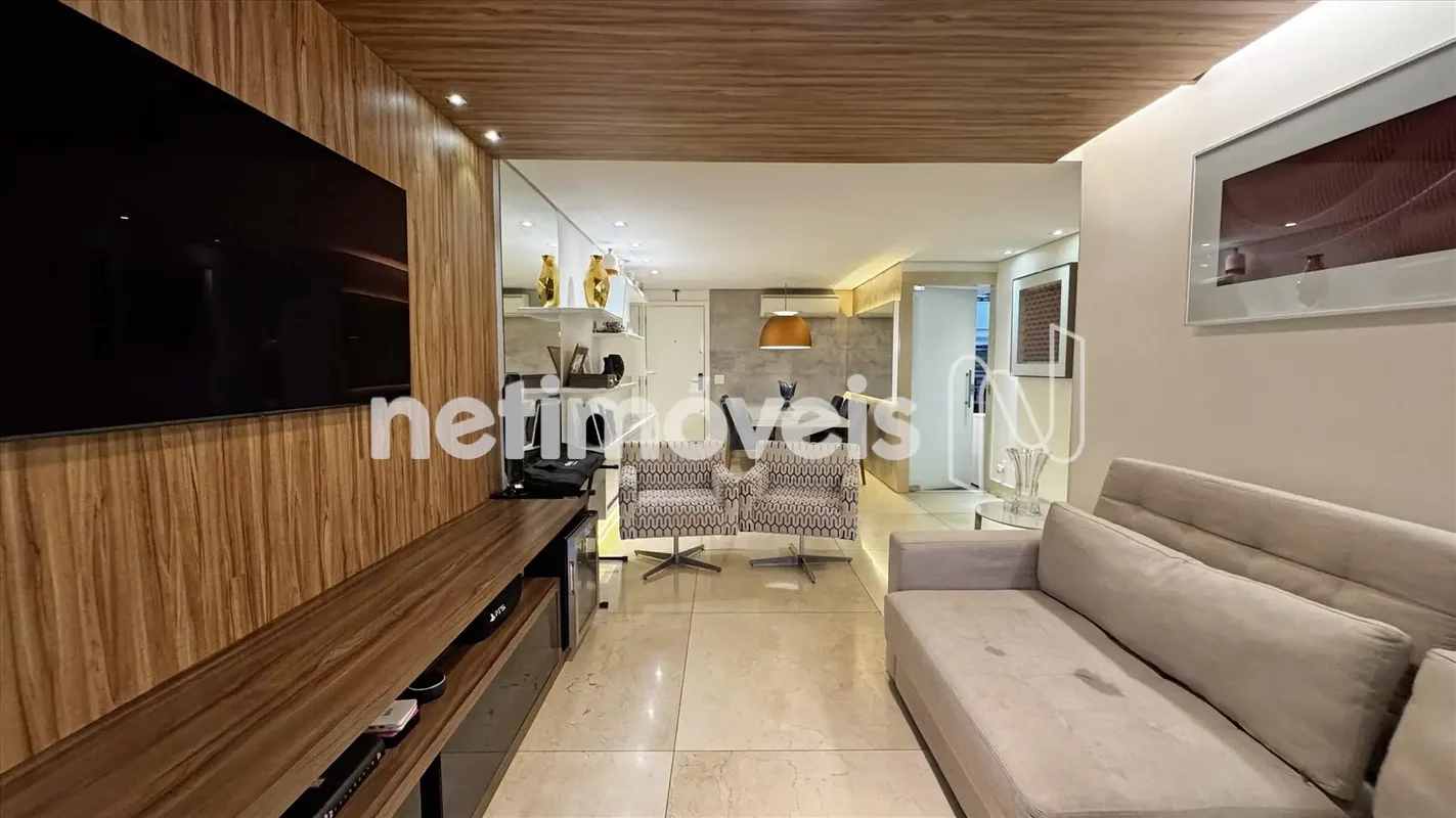 Prime Residence: Apartamento Reformado com 3 Suítes, Varanda Espetacular e Vista...